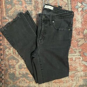 SUPER COMFY Madewell Cali Demi Jeans size 26 in washed black